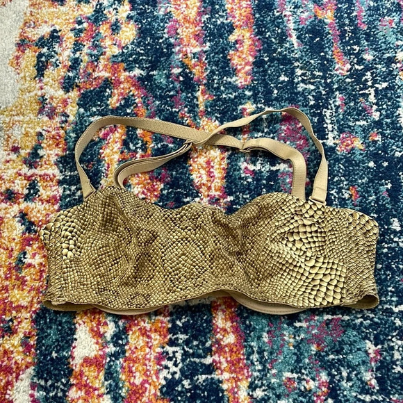 Victoria's Secret Other - Victoria’s Secret Strapless Bra